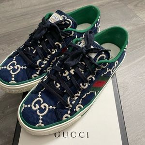 Gucci canvas sneakers